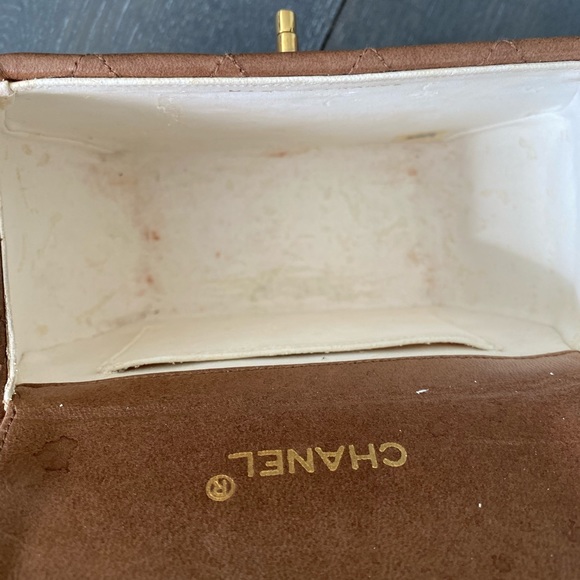 Super rare vintage Chanel mini hand bag - Picture 6 of 10